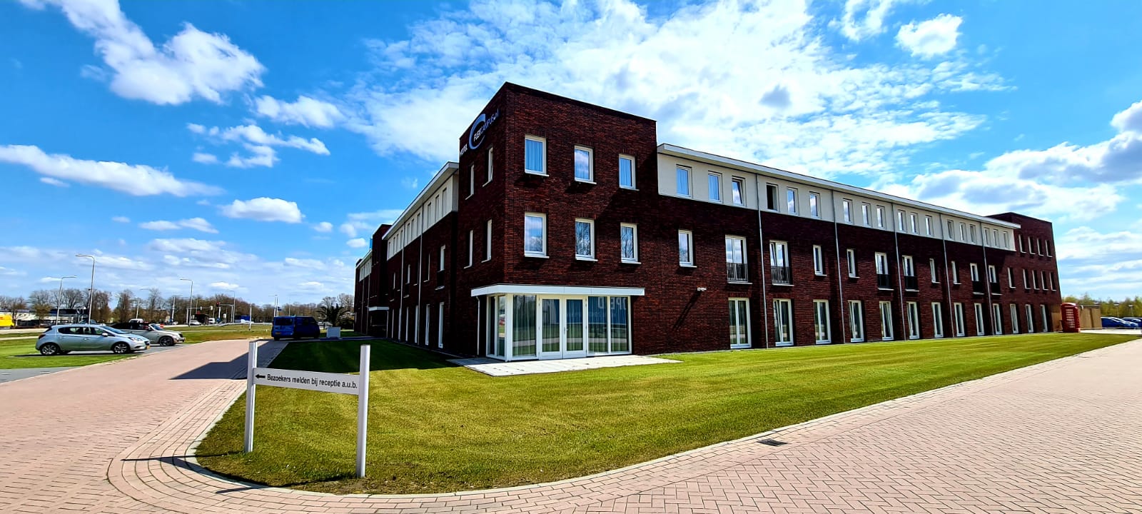 accommodationPhotoUrl