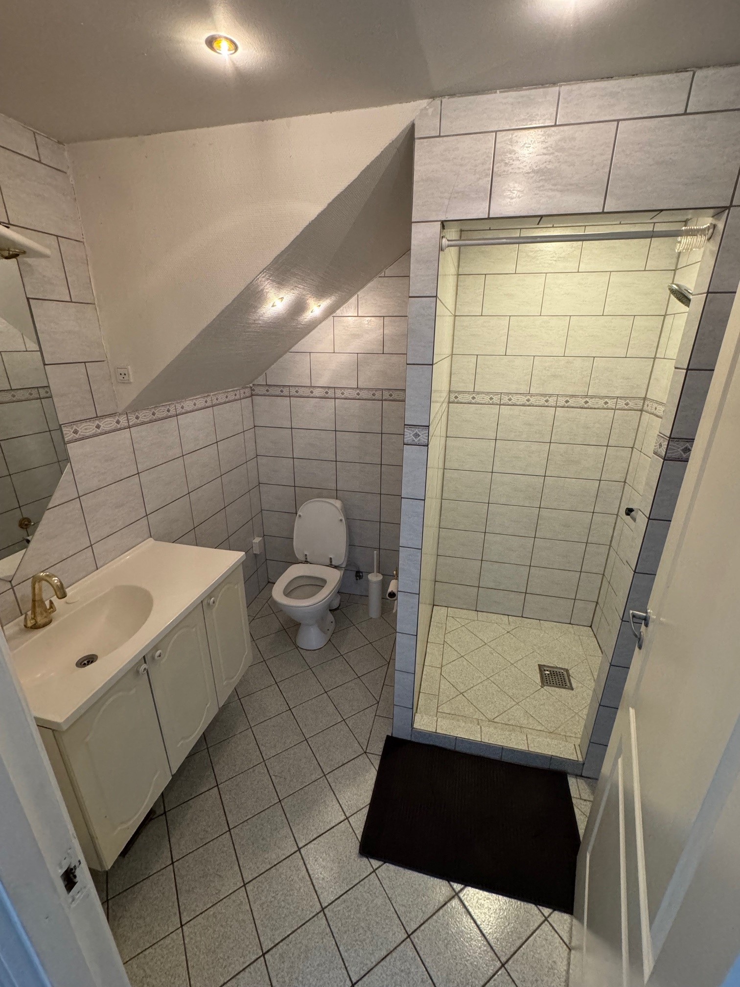 accommodationPhotoUrl